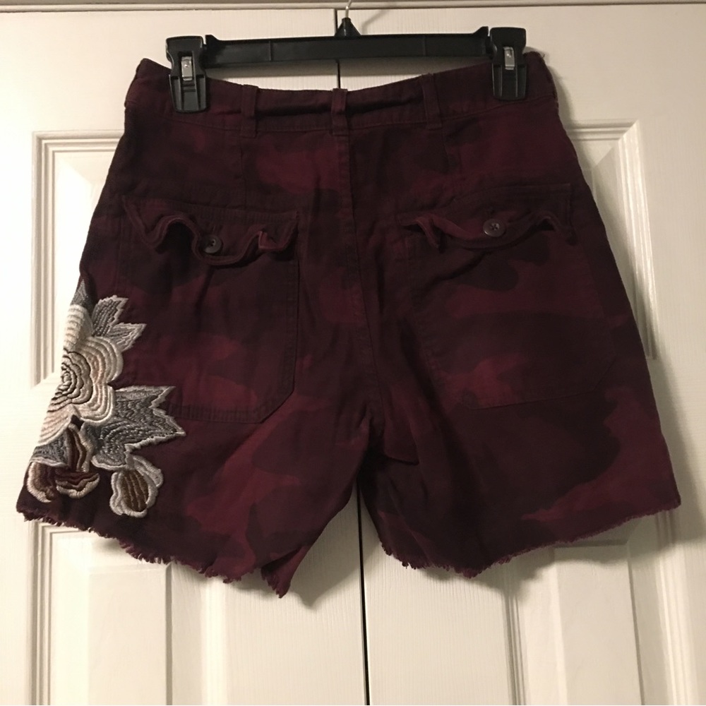 Free People Embroidered Scout Shorts Camo Floral - Picture 8 of 16